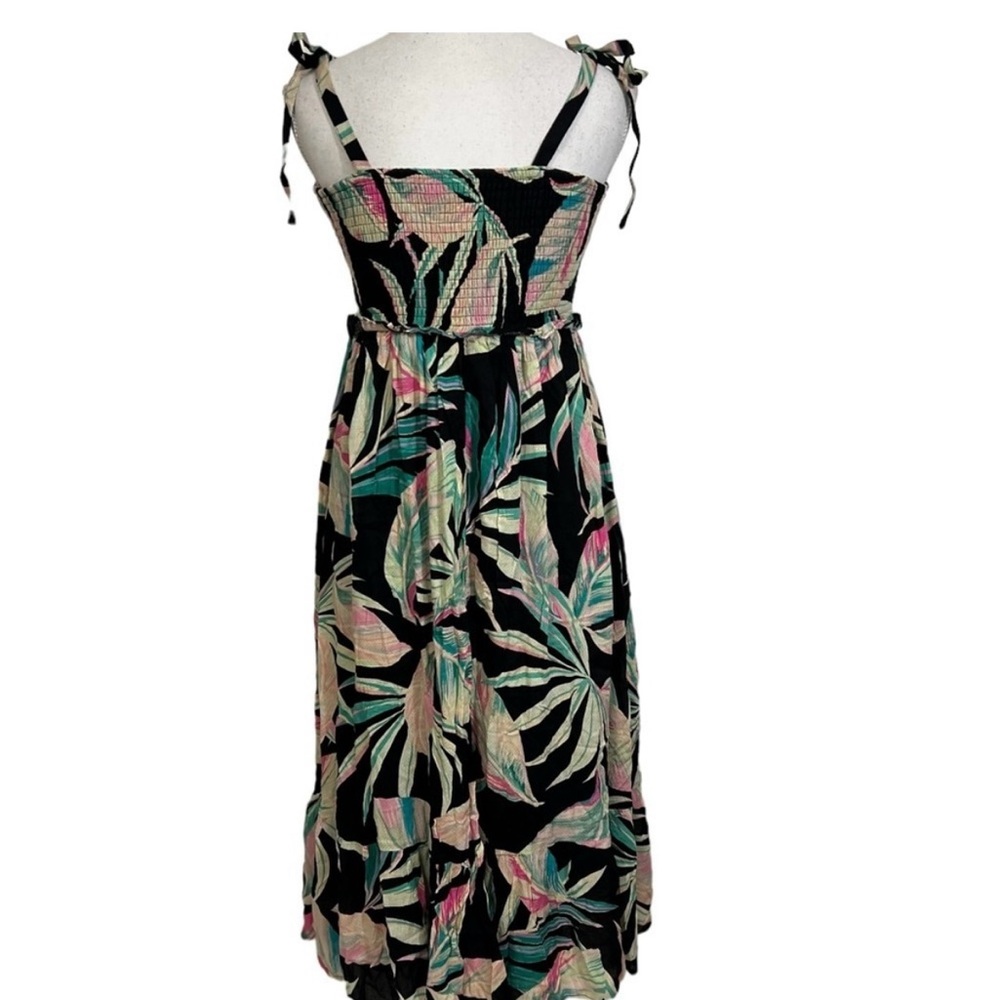 TORRID tiered tie-shoulder tropical dress - Picture 5 of 5